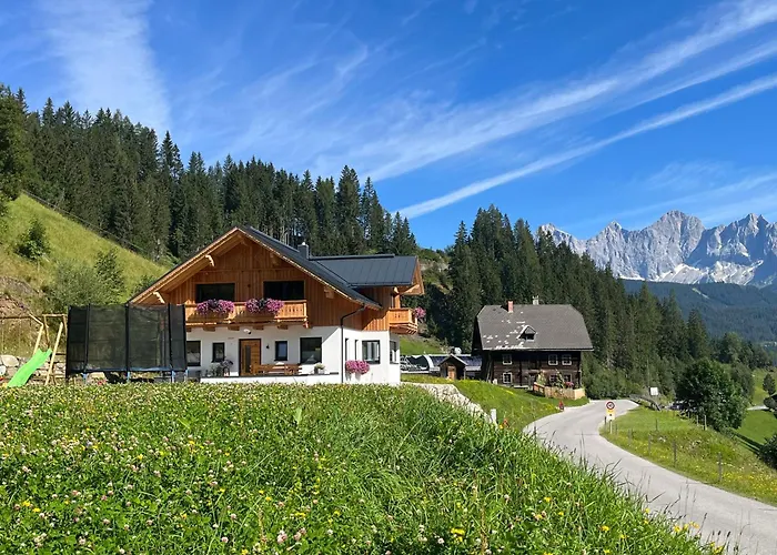 Haus Tennstein Apartman